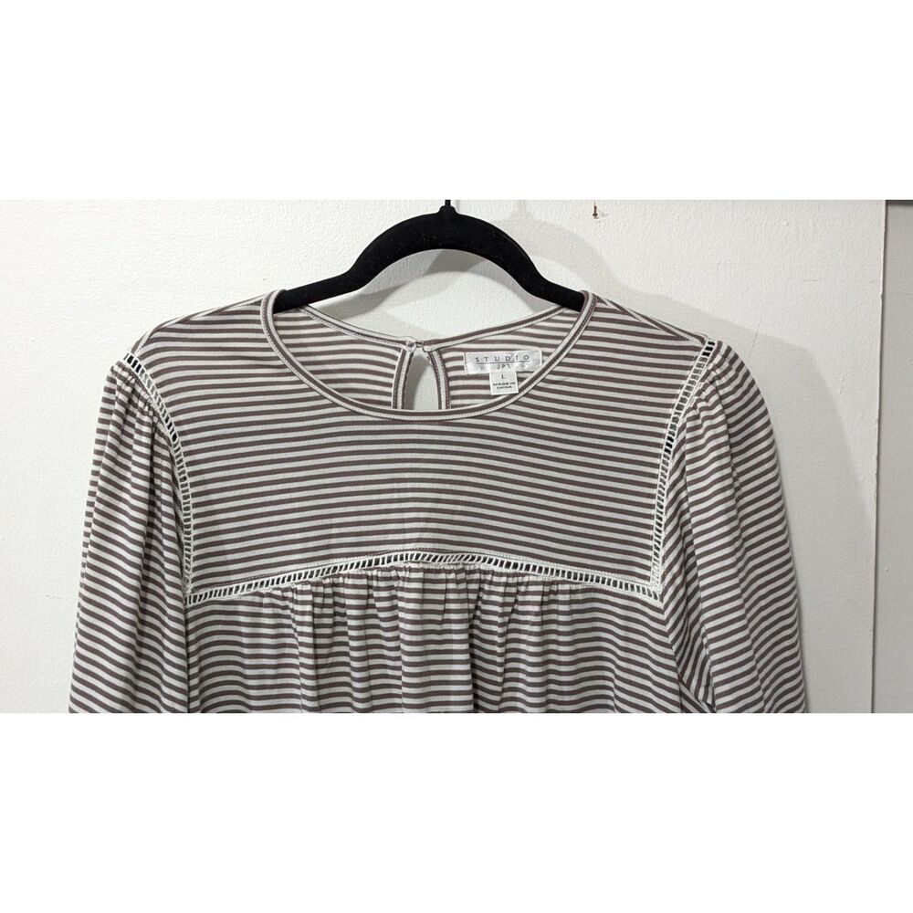 Studio JPR striped and laced peasant top sz. L - Picture 3 of 7